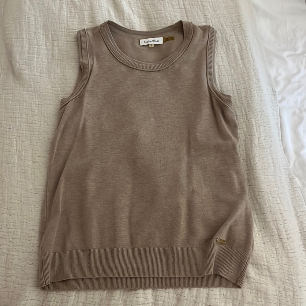 Calvin Klein Sweater